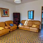 Casa In Montagna Con Giardino Privato Recintato Apartmán *