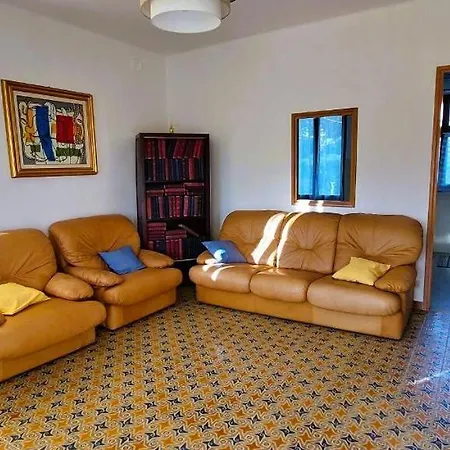 Casa In Montagna Con Giardino Privato Recintato Apartman *